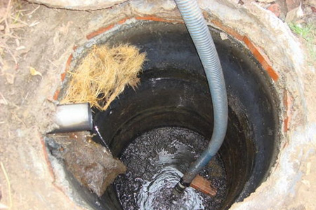 威宁彝族回族苗族自治牛棚蹲式厕所大便堵了|厕所边漏水,马桶疏通剂粉