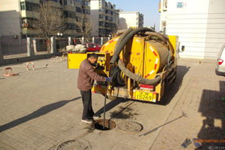 提供马桶维修-地暖管道清洗
